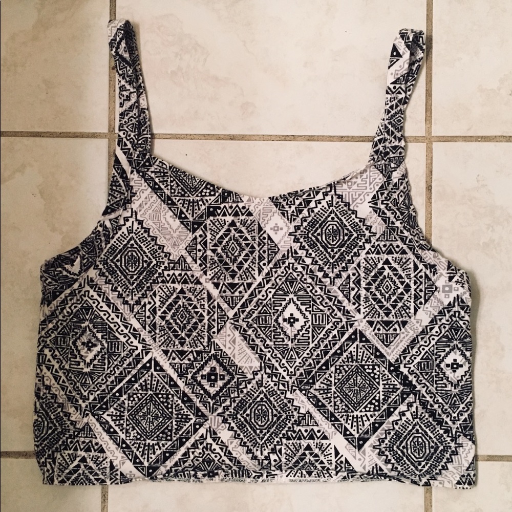 Aéropostale Crop Top- XL